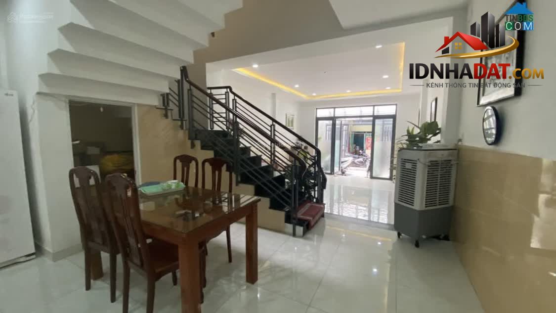 Ảnh Nhà mới ở ngay chủ gấp bán Thoại Ngọc Hầu 3 tầng 4x14m HXH giá chỉ 6 tỉ 1