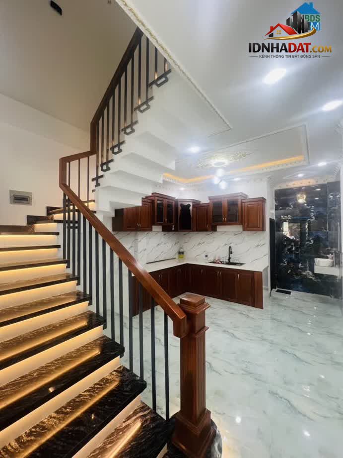 Ảnh Hẻm Xe Hơi Thông, 56m2, 2 Tầng 2pn, Gần Chợ, Chiến Lược Giá 4.8 Tỷ 1