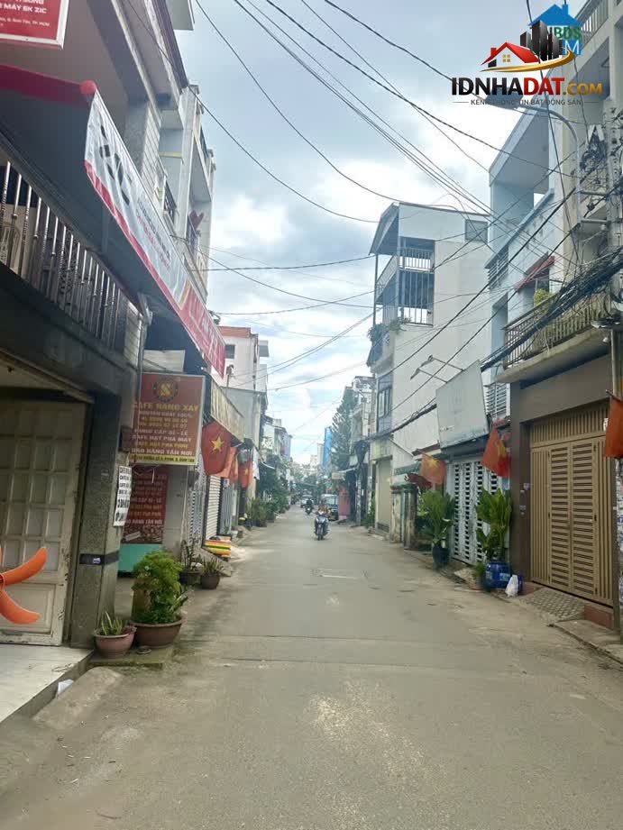 Ảnh Nhà Hẻm Xe Hơi 8m Thông, 4.1x13, 3 Tầng - Phường Bình Hưng Hòa Tân Bình , Giá 6 Tỹ Nhĩnh 1