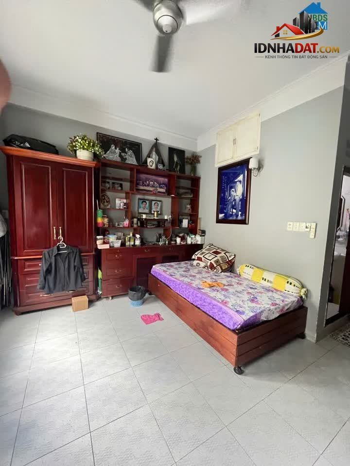 Ảnh Bán nhà hẻm xe hơi đường Lạc Long Quân (Đặc biệt nhà ngang 4,55m , tường riêng), Giá là 12 tỷ 4