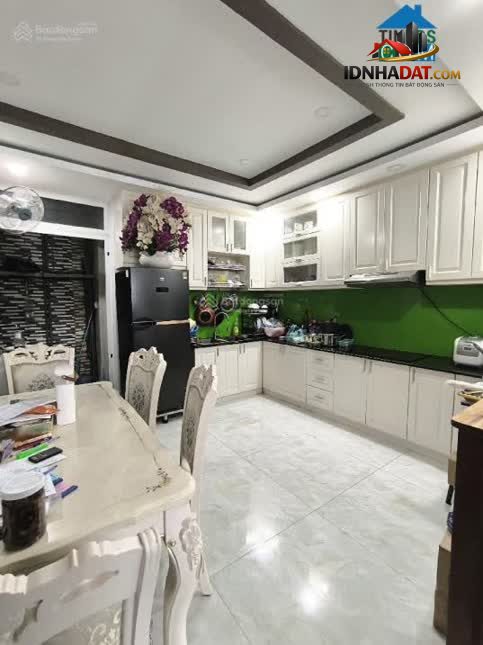 Ảnh Nhà HXH Hoà Bình, Q.TP 4T 4 x15m2 gần Tô Hiệu chỉ nhỉnh 6 tỷ 3