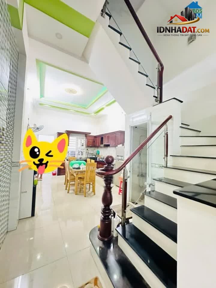 Ảnh Tên lửa, BTĐB, 4 tầng, 4 phòng ngủ,đường 8m thông, TL. 3