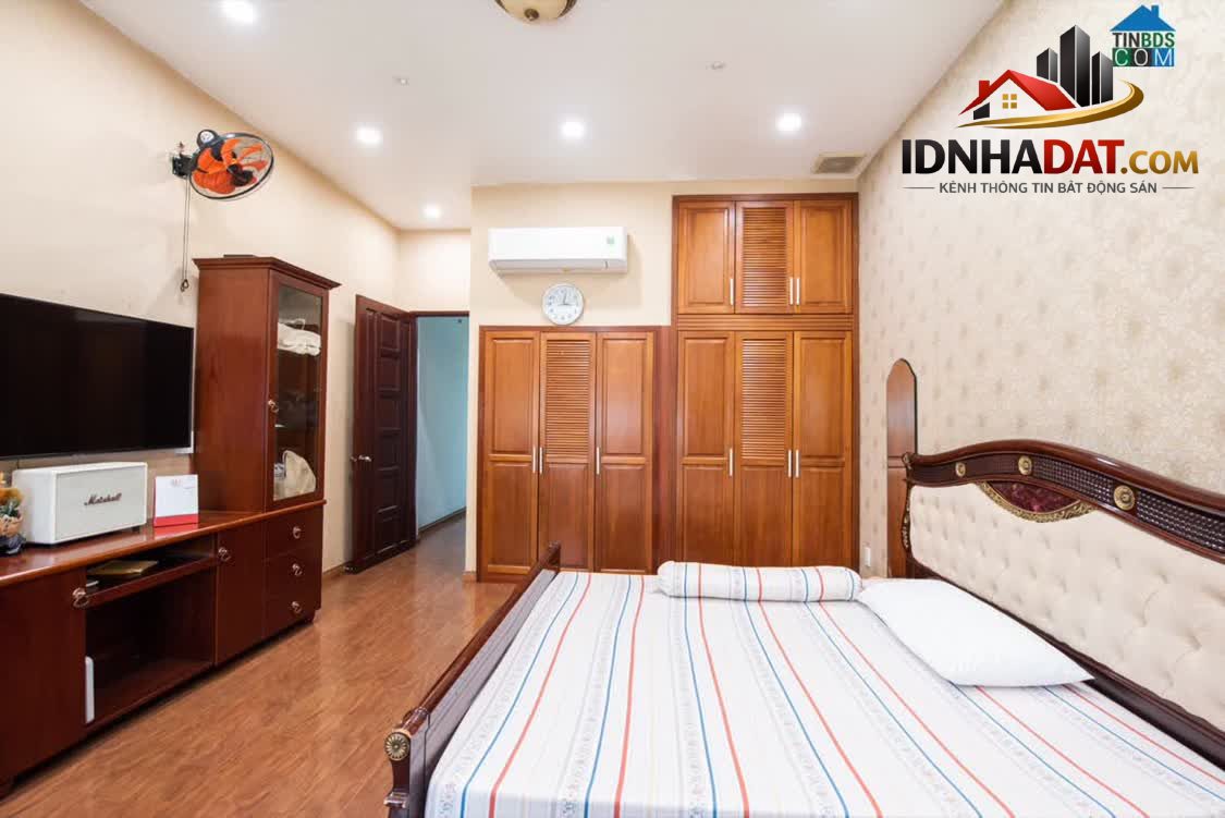 Ảnh Bán nhà hẻm 6m Thoại Ngọc Hầu-ngang 4m-5PN-cạnh UB Quận+Tân Bình-nở hậu-giá tốt 1