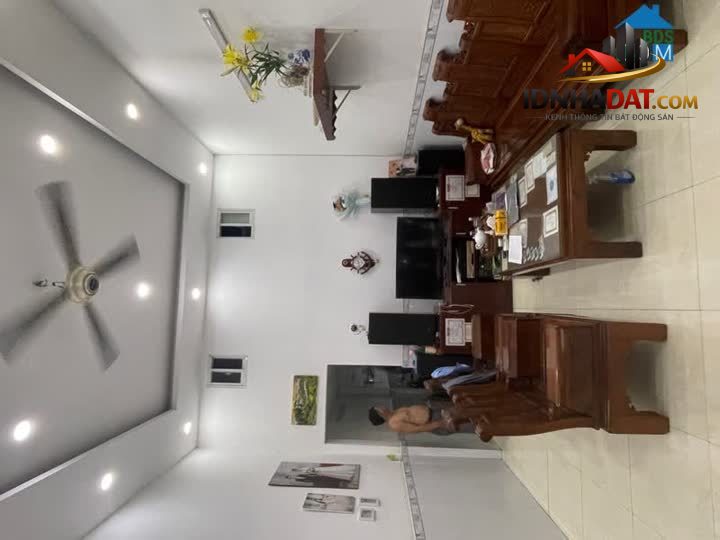 Ảnh Xe Hơi Ngủ Trong Nhà - 60M2 - 2 Tầng 4PN - Cây Cám Giá 3.6 Tỷ 0