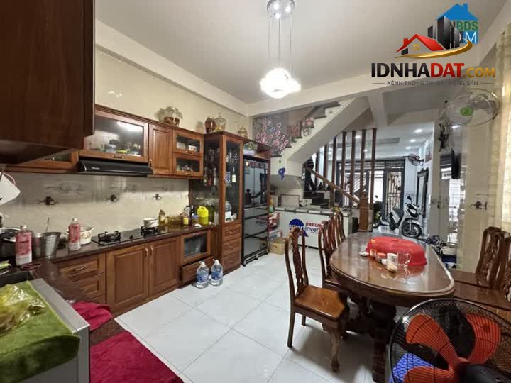 Ảnh Bán nhà 5 Tầng Chế Lan Viên, Tây Thạnh gần mũi tàu cộng hòa chỉ 8 tỷ. 2