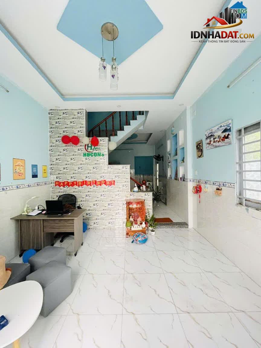 Ảnh Bán nhà 56m2 , 2 tầng hẻm xe hơi ngay chợ Phạm Đăng Giản gia 3 tỷ 5 bớt lộc. 2