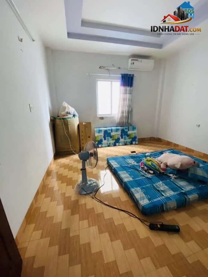 Ảnh Hẻm 6M - Sát Mặt Tiền Tỉnh Lộ 10 - 4 Tầng 4PN - 69M2 - Giá 4.9 Tỷ TL 4