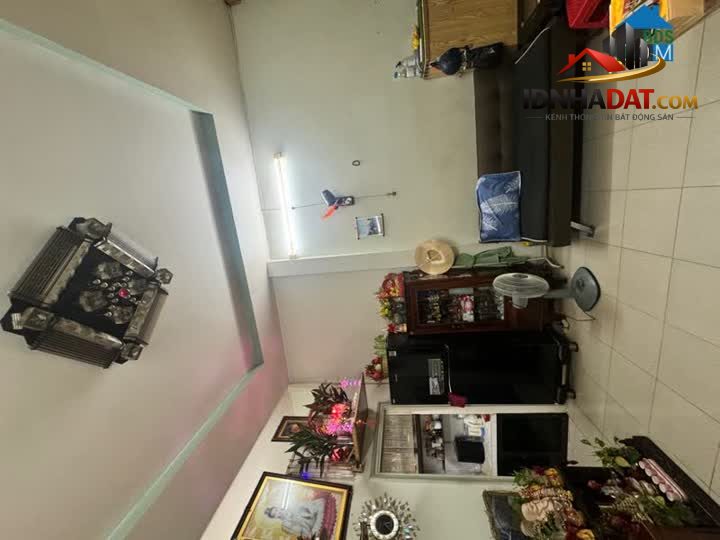 Ảnh 28m2 Phạm Văn Bạch, gần mặt tiền, ngang hơn 4m, 3 tỷ 1