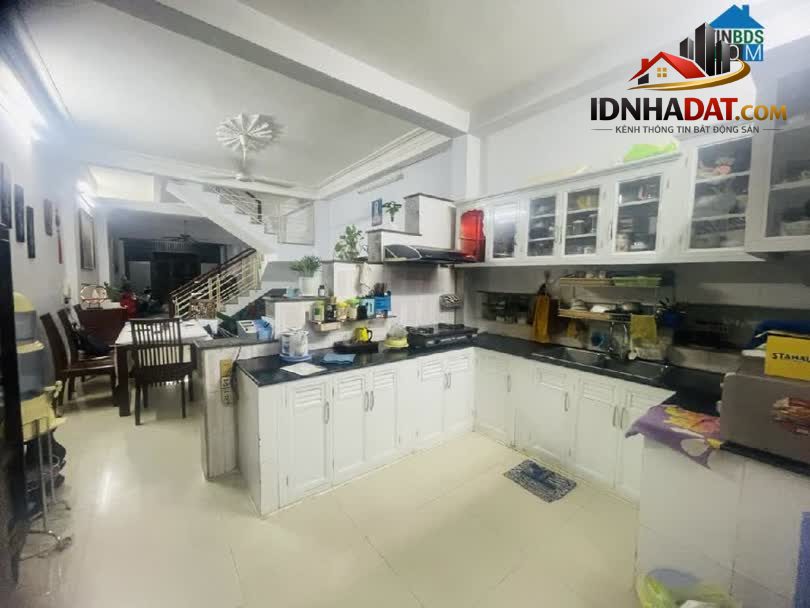 Ảnh NHÀ 3 TẦNG-ÚT TỊCH-TÂN BÌNH-HXH-81m2-CHỈ 1X T.Ỷ 2