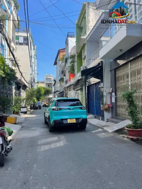 Bán nhà HXH ngay CV GòDầu,Q.TP 2 tầng 2PN 2WC gần chợ Tân Hương giá 5tỷxx