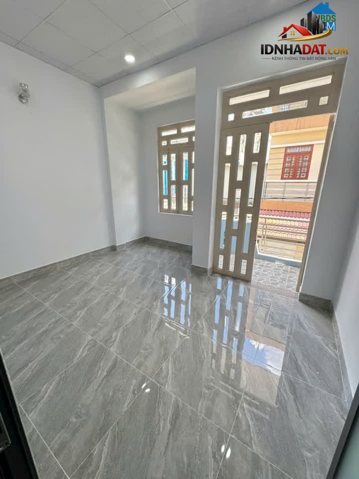 Nhà 2 mặt tiền Liên khu 5-6 ,Bình Hưng Hòa B ,dt 46m2 1 lầu 2pn 2wc giá 4,3 tỷ