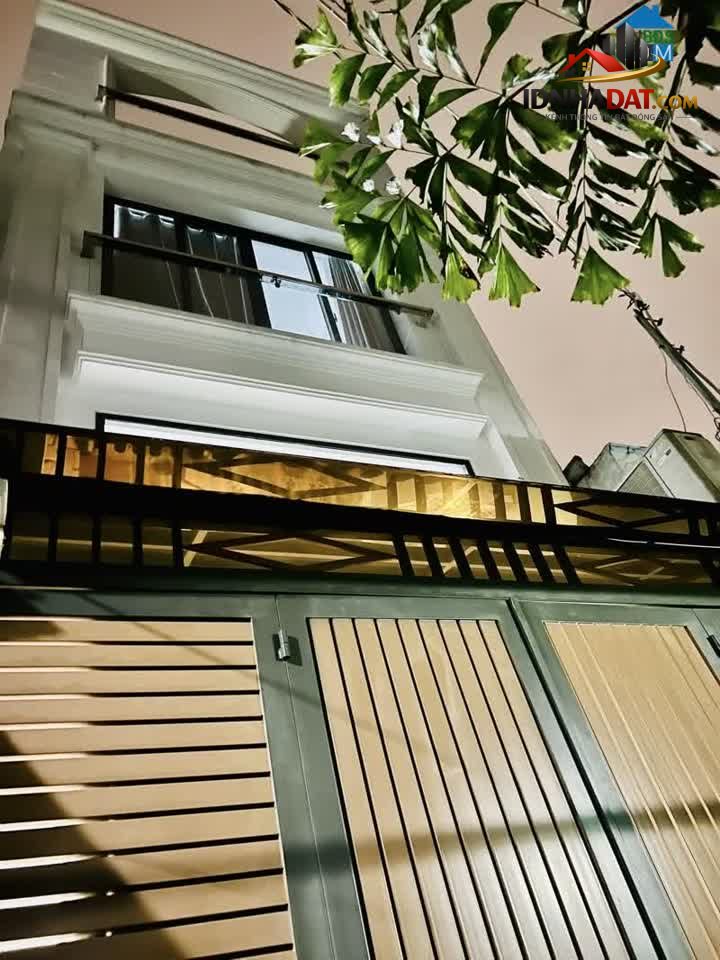 Định cư cần bán nhà hẻm HXH 618 Âu Cơ, Tân Bình, DT 54m2, 3 tầng chỉ 4 tỷ 6 còn TL