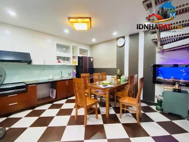 Bình Tân Nhà Củ Tiện Sửa Chữa Hoặc Xây Mới – Hẻm Xe Tải Tới Cửa – 4,3 X 18 – Chỉ 4,8 Tỷ