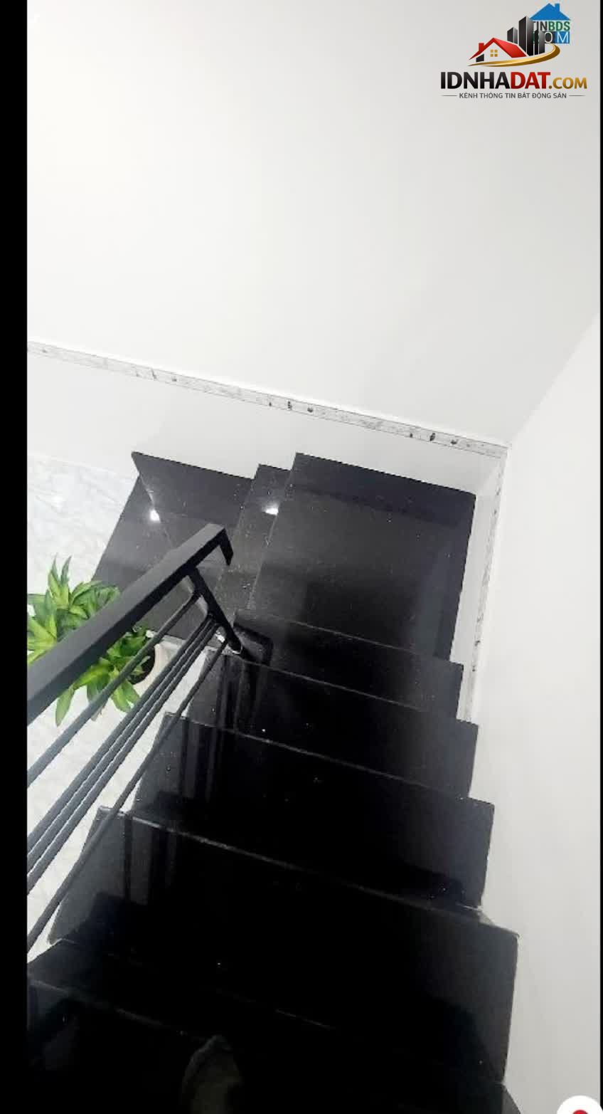 Ảnh Mặt Tiền Đường 8M - BHH A - Bình Tân.

- Nhà Mới - Cứng Cáp _ 2 Tầng _ 4.1 X 12.5m
- Shr. Chỉ 4... 3