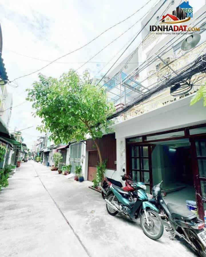 Ảnh LÊ VĂN QUỚI - NGÃ TƯ BỐN XÃ - HẺM Ô TÔ TRÁNH - 48M2- 4 TẦNG - NHỈNH 5 TỶ 4