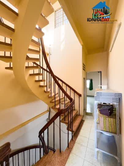 Ảnh ______ Cách Mạng Tháng 8 Quận Tân Bình Phường 5. ______ 1