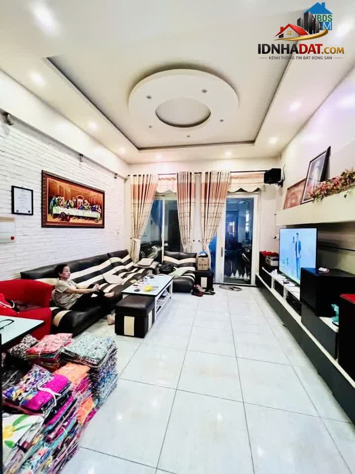 Ảnh Siêu phẩm 4 tầng chủ cần bán nhà Gò Dầu, Tân Phú, dt 4.5m x 18.5m, hẻm nhựa 5m, chỉ 10.5 tỷ 2