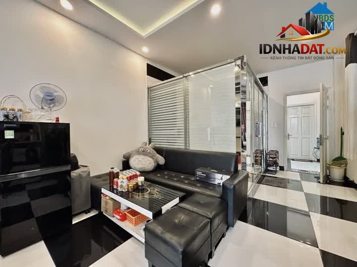 Ảnh Nhà HXH 10M sát CV Hoàng Văn Thụ 125M2 4 Tầng chỉ 26 Tỷ Đường Phổ Quang Tân Bình 4