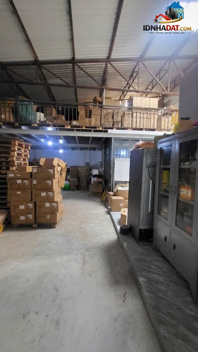 Cần Bán Gấp Nhà Mặt Phố Thoại Ngọc Hầu, Diện Tích Khủng 285m2 Giá Chỉ 21 Tỷ