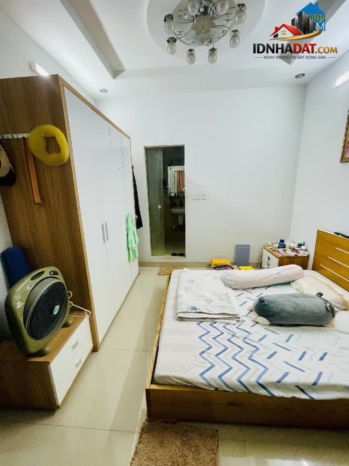 Ảnh Nhà Đẹp 4 Tầng Lạc Long Quân-Tân Bình-Hxt-64m2- Chỉ 1X T.Ỷ 1