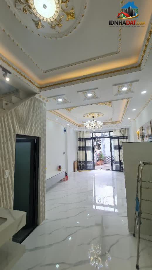 Khám Phá Nhà Mới 2 Tầng Ngay Chợ Bình Trị Đông, Giá Chỉ Nhỉnh 4 Tỷ!