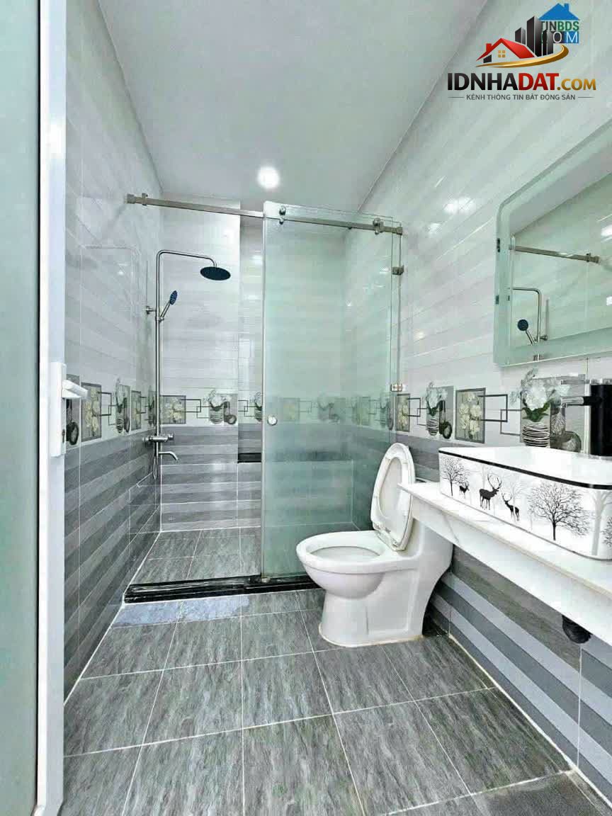 Ảnh Bán nhà Tân Bình, Giảm Sốc 2ty, 5m2 x 14m, 5 tầng, hẻm 10m. 1