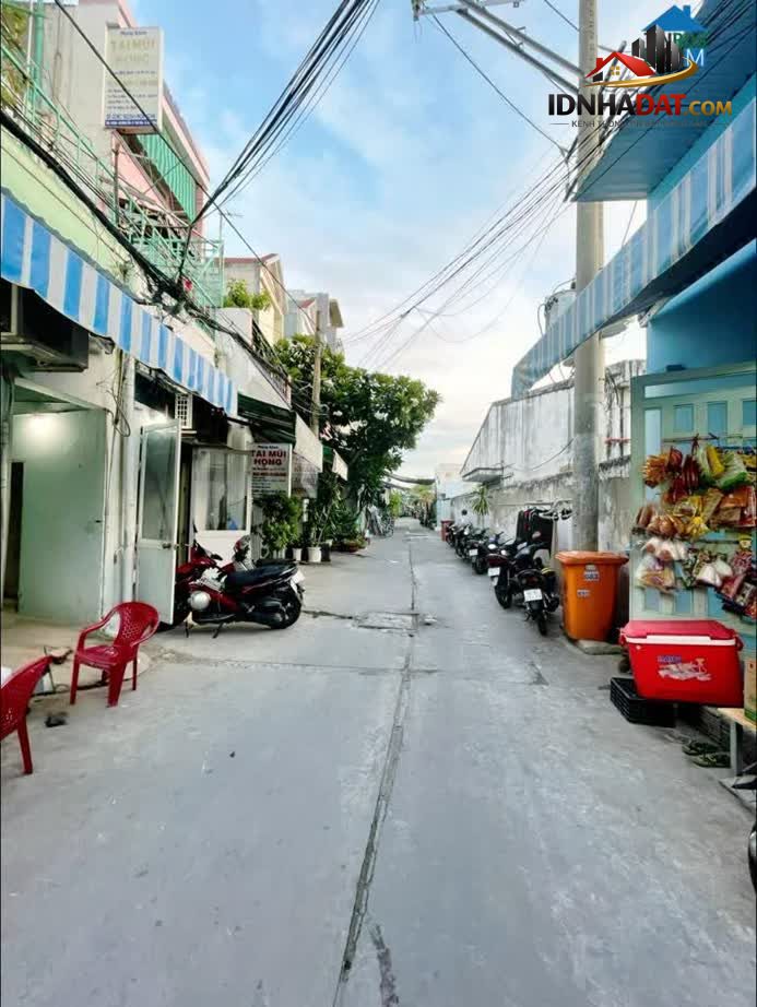 Ảnh Nhà 7.1m x.11.5m, 3 tầng, Lê Đình Cẩn, Bình Tân, Nhỉnh 5 tỷ 1