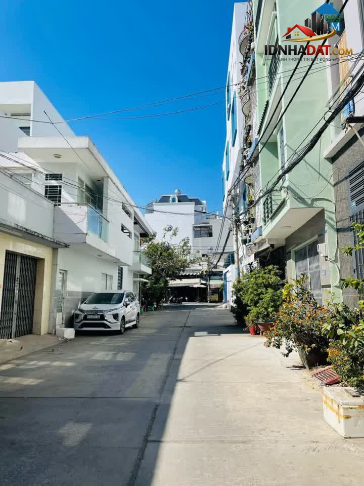 Ảnh NHÀ 2 TẦNG - AO ĐÔI - HẺM XE HƠI - CHỈ 3 TỶ 1