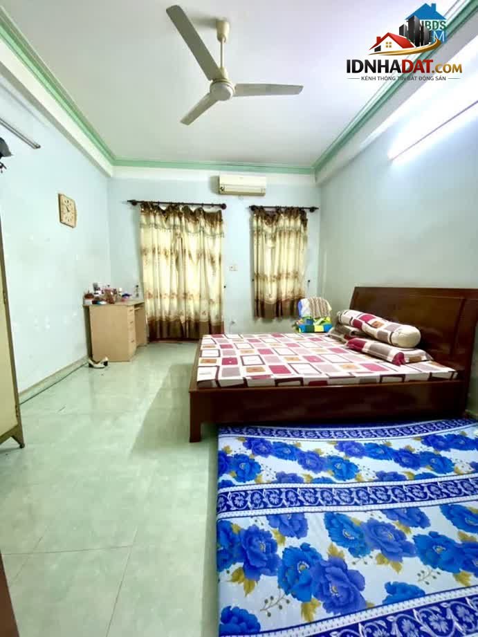 Căn Nhà 4 Tầng Đường Lê Ngã Tân Phú – Mới Mẻ… – Bán nhà trong ngõ – hẻm Quận Tân Phú – TP Hồ Chí Minh giá Thỏa thuận