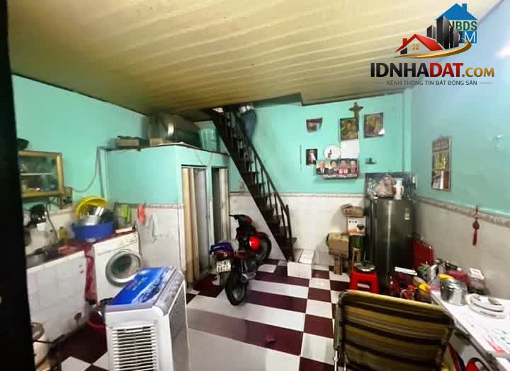 Ảnh Bán nhà gần Nguyễn Thị Nhỏ, 20m2, chỉ 2 tỷ 7, vuông vức 1