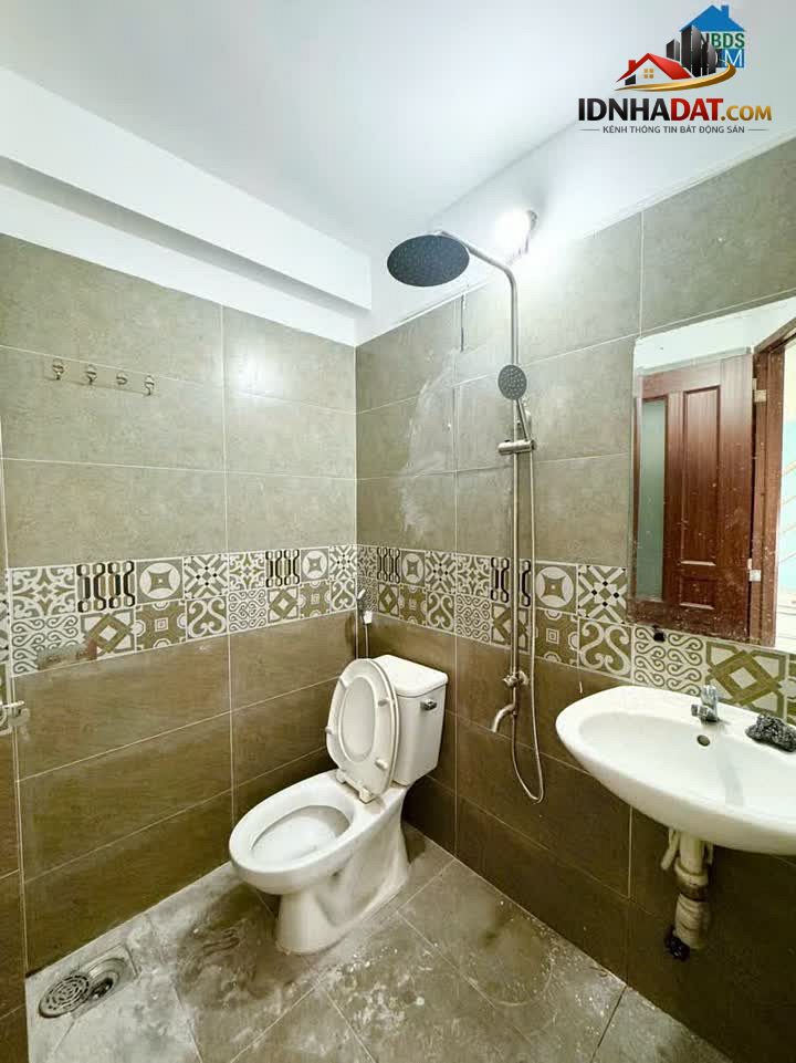 Ảnh Nhà hẻm Lê Văn Quới, Bình Hưng Hòa A,Bình Tân dt 33m2 4 lầu 3pn 4wc giá 4ty150 4