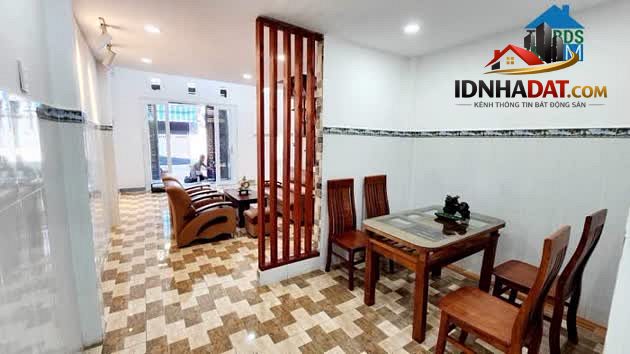 Ảnh Bán nhà Tân Hoà Đông,Bình Trị Đông,Bình Tân,
dt: 44 m2, 4 x 13, 2 lầu,
giá: 3 tỷ 390. 3