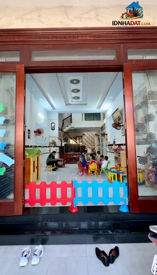 Ảnh Bình Tân 5m x 20m ba tầng nhà vip 6PN 7WC hẻm thông 2/ ngắn Tân Kỳ Tân Quý nhỉnh 7 Tỷ 1