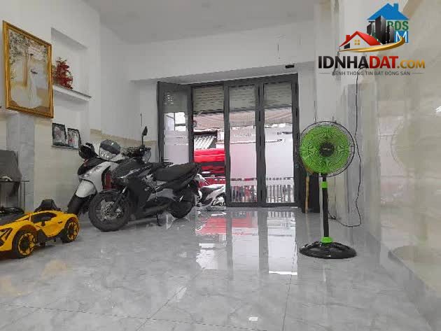 Ảnh Bán nhà Mặt Tiền, (4.2 x 17.6), 75m2 x 4 Tầng, Miếu Gò Xoài, Bình Tân, 7.7 Tỷ TL 1