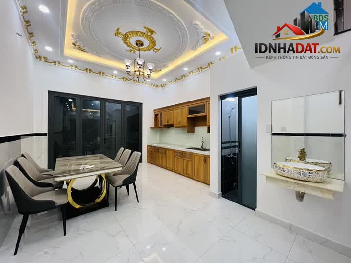 Ảnh Nhà Đẹp Mới Xây Ngay Chợ Bình Trị Đông 4 Tầng 4.4x15.5 66m2 Nở Hậu Giá Tốt 6.15 Tỷ 5