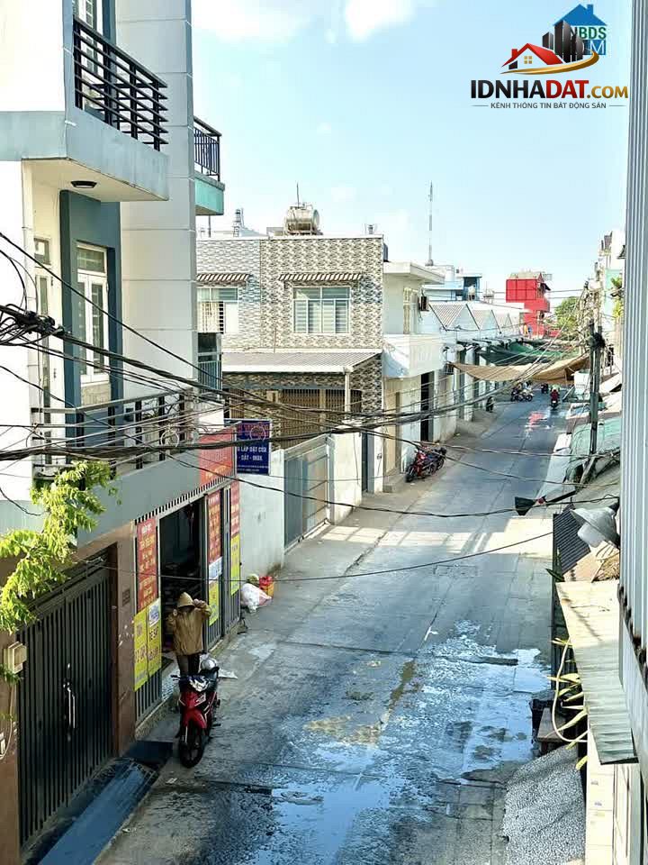 Ảnh Bán nhà Đường số 4 - Bình Hưng Hòa B. DT 79m2 x 3 tầng ( 4.9 x 16 ) . Gía 6.7 tỷ TL 4