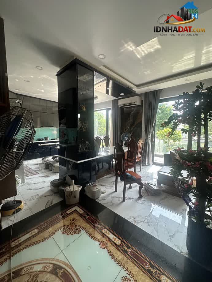 Ảnh bán nhà mặt tiền đường gần Tân kỳ Tân quý, quận bình Tân Dt 80m2 ( 9.5x9 ) x 4 tầng Giá bán 13.8 tỷ 4