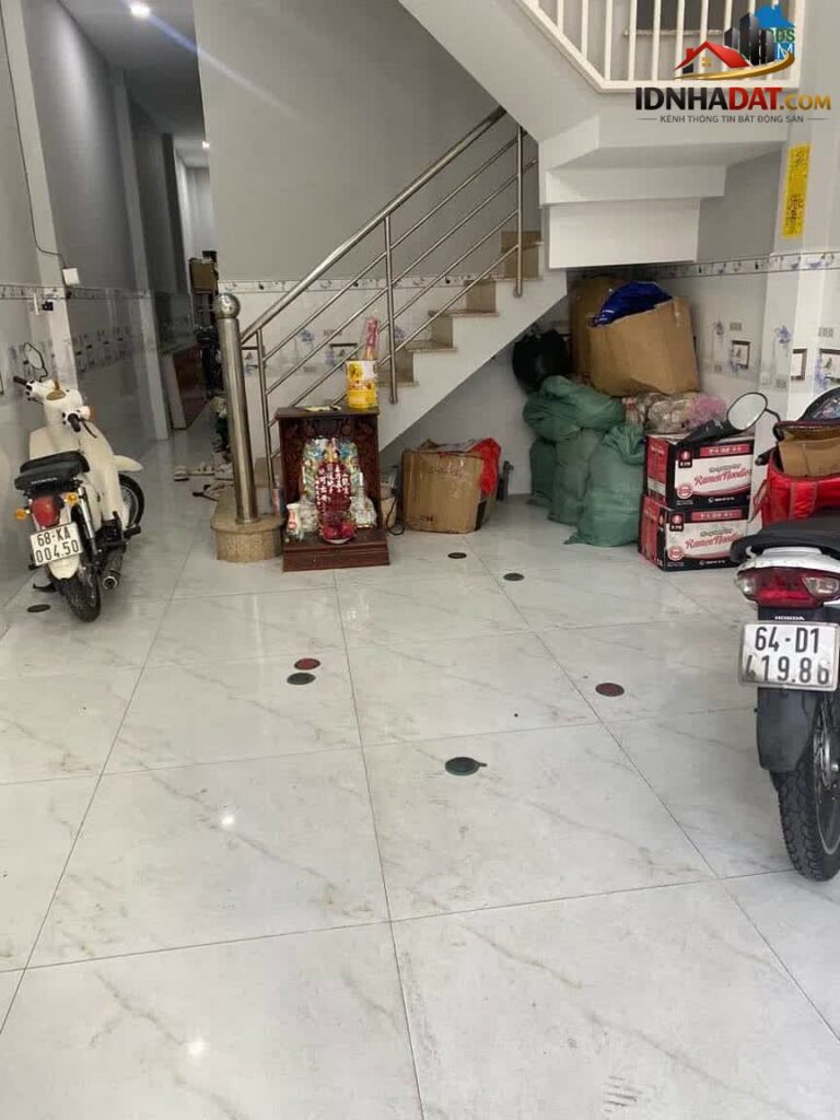 Bán Nhà HXH Khuông Việt, Tân Phú – Cơ hội cực hot với diện tích 73m2 giá chỉ 8.9 tỷ!