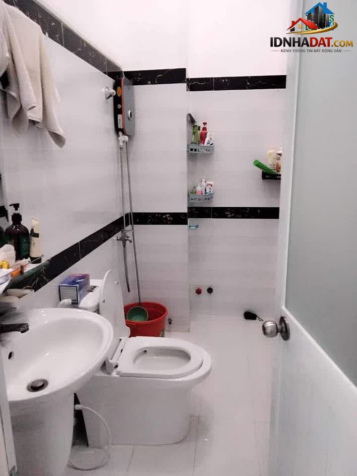 Ảnh Gấp Bán Đi Mỹ, HXH Lê Liêu, 4.5x10, Chỉ Nhìn 4 Tỷ, 3 Phòng Ngủ 4