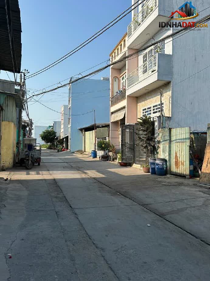 Nhà bán C4 hẻm xe tải vi vu tại Tỉnh Lộ 10, Bình Tân chỉ 2.8 tỷ!