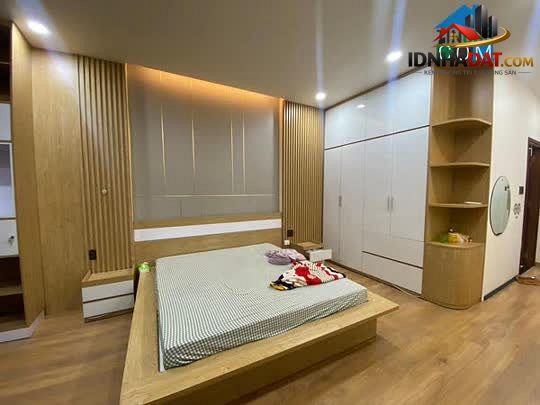 Nhà 2 Tầng Đẹp, Diện Tích Rộng, Thích Hợp Cho Thuê Tại Tân Bình!