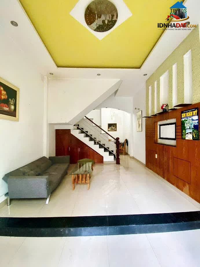 Nhà Hẻm Xe Hơi Âu Cơ – Đang Cho Thuê Dòng Tiền Hơn 10tr Tháng