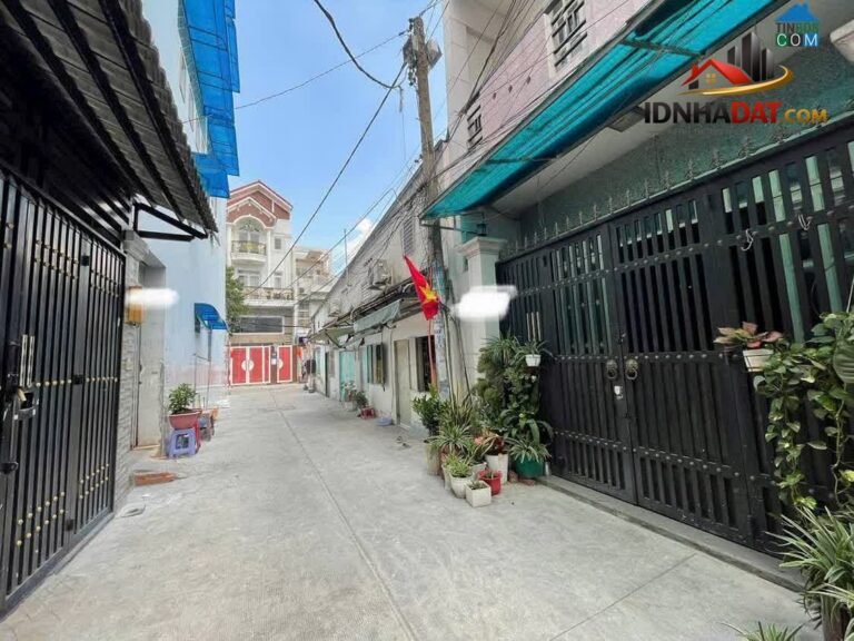 Bán nhà riêng giá cực tốt tại Tân Phú, Hồ Chí Minh với diện tích 71 m², chỉ 6.35 tỷ!