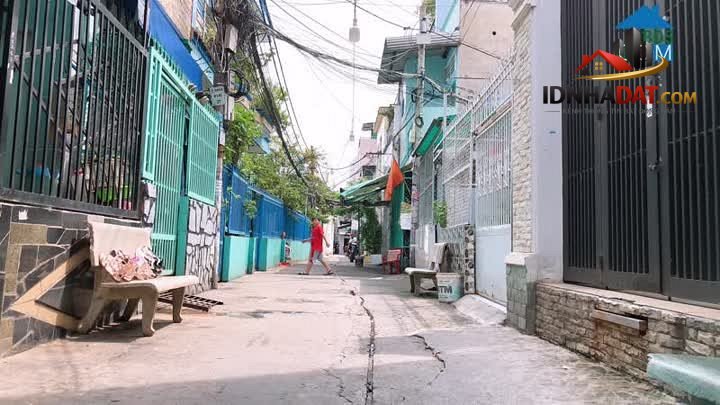 Sở hữu ngay nhà riêng tuyệt đẹp rộng 140m2, giá chỉ 4.7 tỷ tại Quận 8, TP Hồ Chí Minh.