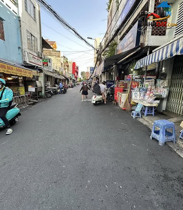 Bán nhà mặt phố 95m2 giá 9.5 tỷ tại Phú Nhuận, HCM – Mặt tiền kinh doanh đỉnh ngay trung tâm