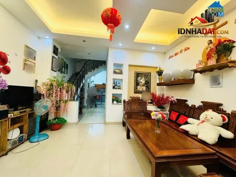 Nhà riêng 4 tầng, diện tích 81m2, giá 11.5 tỷ, tại Phú Nhuận, TP Hồ Chí Minh – Cơ hội đầu tư tuyệt vời.
