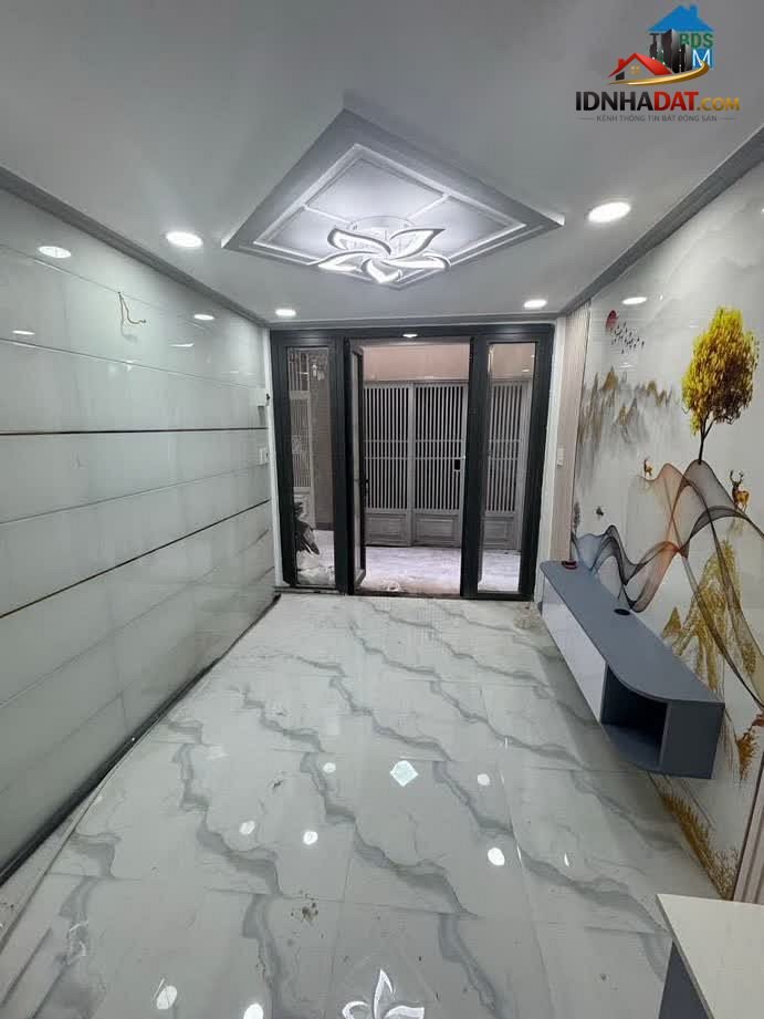 Bán nhà mặt phố mới, diện tích 18m2, giá chỉ 3.8 tỷ tại Quận 10, Hồ Chí Minh