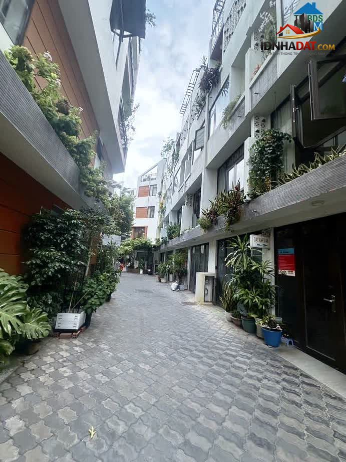 Bán nhà riêng tuyệt đẹp 40m2 tại Quận 6, giá chỉ 8.3 tỷ, gần Khu Ẩm Thực Galaxy!