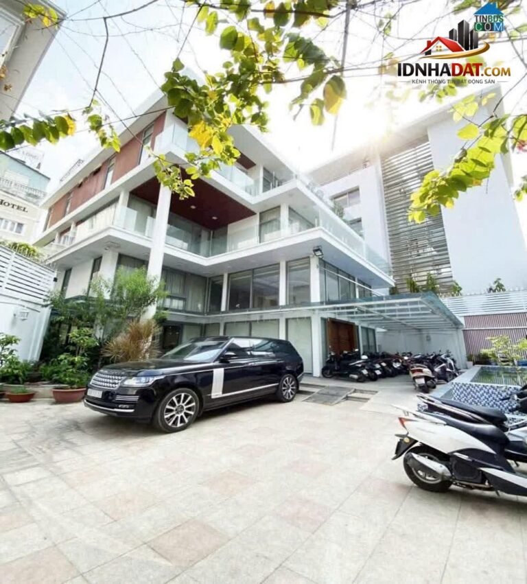 Sở hữu biệt thự đẳng cấp tại Quận 2, diện tích 582m², giá chỉ 190 tỷ siêu hấp dẫn!