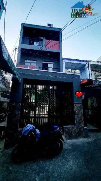 Nhà riêng 3 tầng đẹp như mới tại quận 7, Hồ Chí Minh, diện tích 150m², giá 7.3 tỷ – Cơ hội sở hữu tuyệt vời!